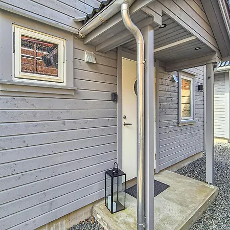 3 Bedroom Gorgeous In Holiday home